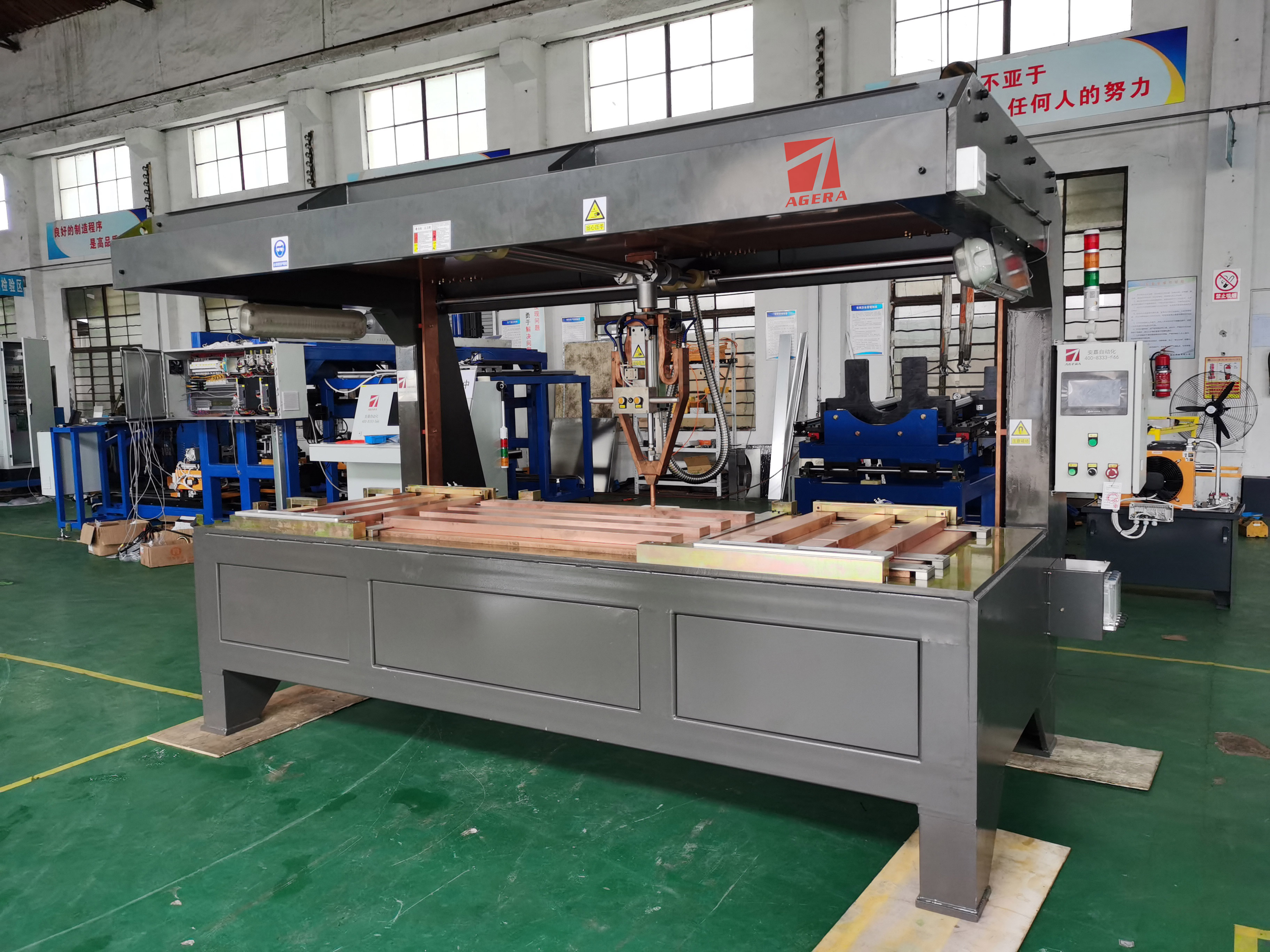 電梯門板加強筋龍門點焊機,龍門式平臺自動點焊機