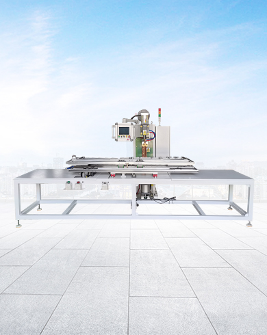 汽車(chē)補(bǔ)丁板自動(dòng)點(diǎn)焊機(jī)