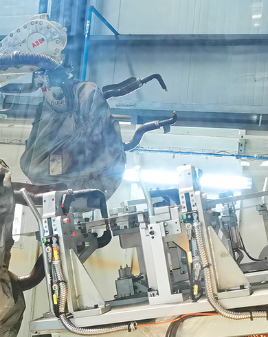 汽車門環(huán)料片自動點(diǎn)焊工作站